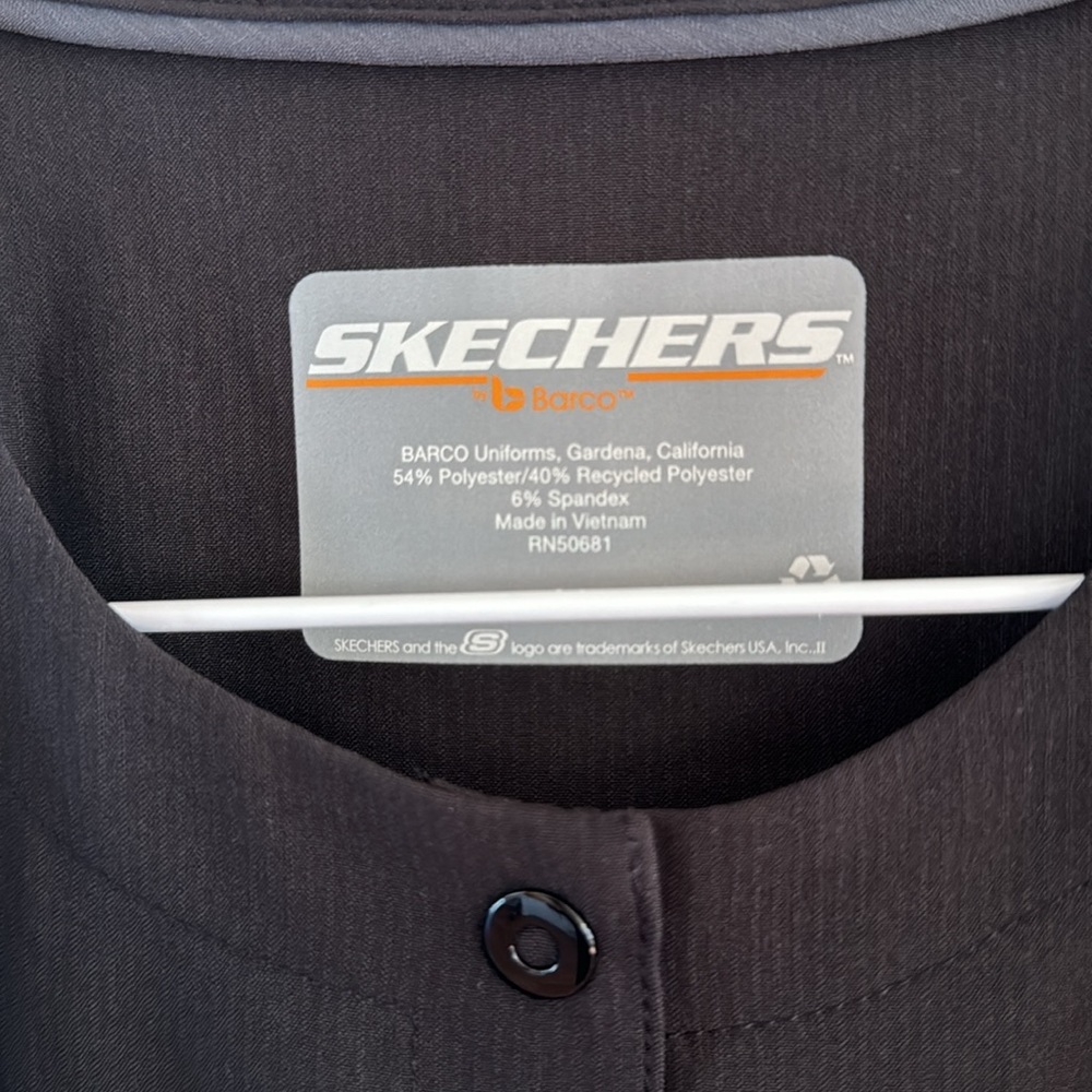 Skechers scrub jacket/lab coat - Picture 3 of 4